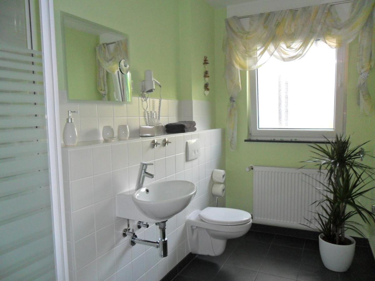 Ferienwohnung Im Rosental Andernach Exteriör bild